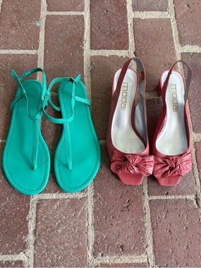Moda Pink Bow Slingback Heels and Teal NY &Co Flat Sandals - Women's Mixed Pair